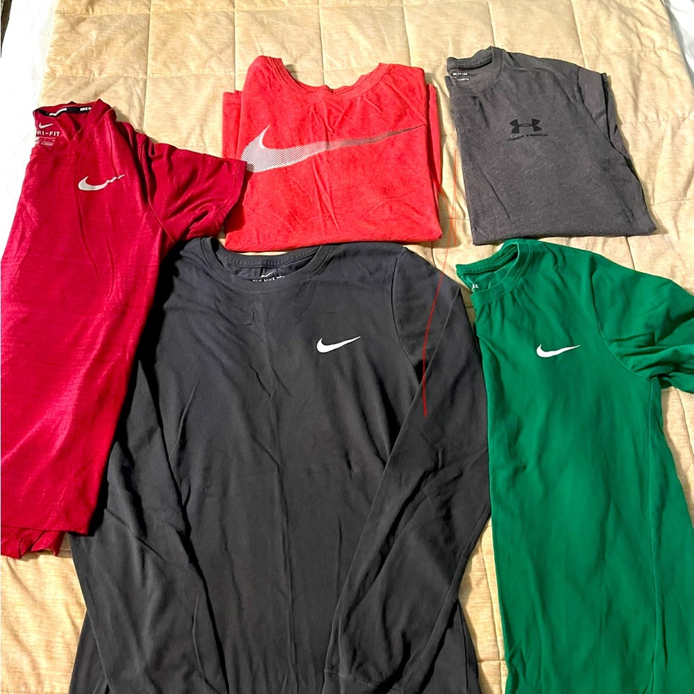 Lot of Men’s Name Brand Tshirts